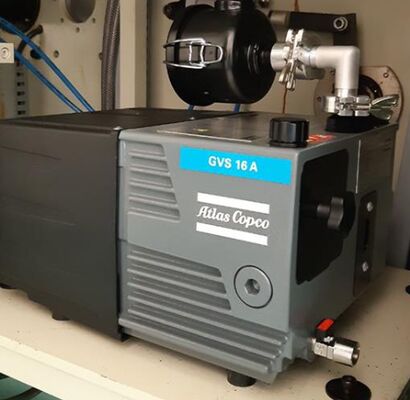 الضغط النهائي 0.5mbar مضخة الفراغ مكيف الهواء GVS16A توفير بخار الماء الحد الأقصى 15mbar لنظام التبريد عمليات إخلاء وإصلاح