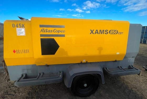 ضاغط هواء محمول قوي XAMS850Cd بوزن 3100 كجم ومعدل تدفق هواء حر 24.2 متر مكعب/دقيقة للتطبيقات الشاقة