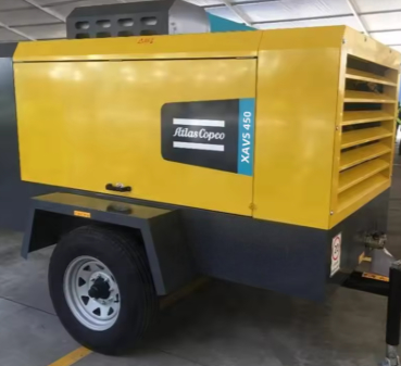 ضاغط محمول XAVS450 الحمل الكامل 2400 دورة في الدقيقة التصميم المدمج FAD 13 M3/min